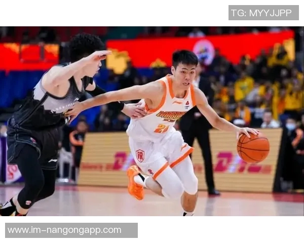 庞峥麟力压胡明轩与郭艾伦成功入选南区全明星首发阵容